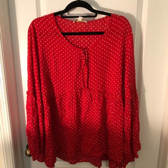 🌺Cute red polka dot top